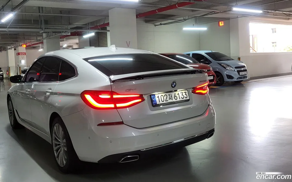 BMW 6 Series GT 620d 2022 — миниатюра 4