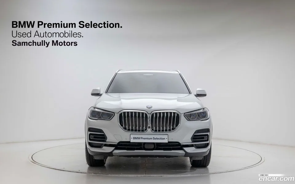 BMW X5 xDrive 40i xLine 2022 — миниатюра 3