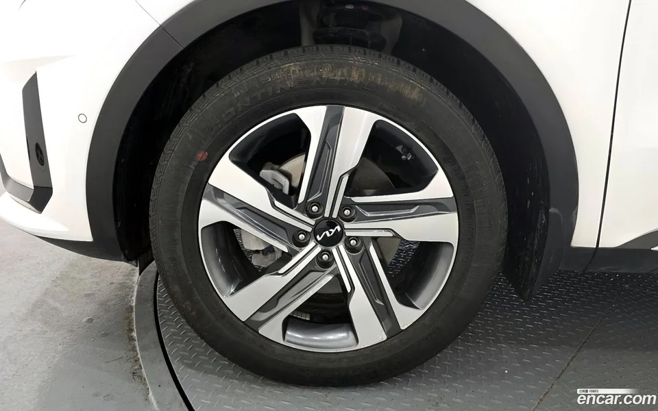 Kia Sorento HEV 1.6 2WD 2022 — миниатюра 2