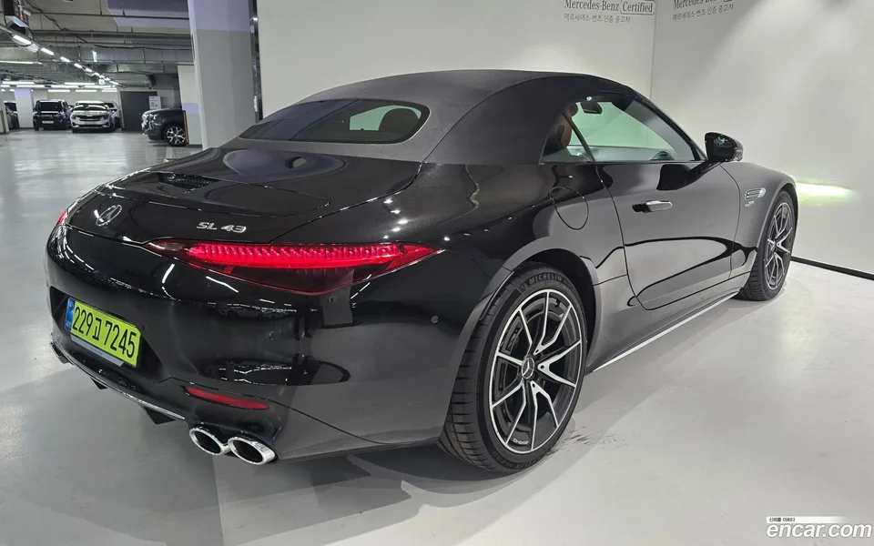 Mercedes-Benz SL-Class AMG SL43 2025 — миниатюра 4