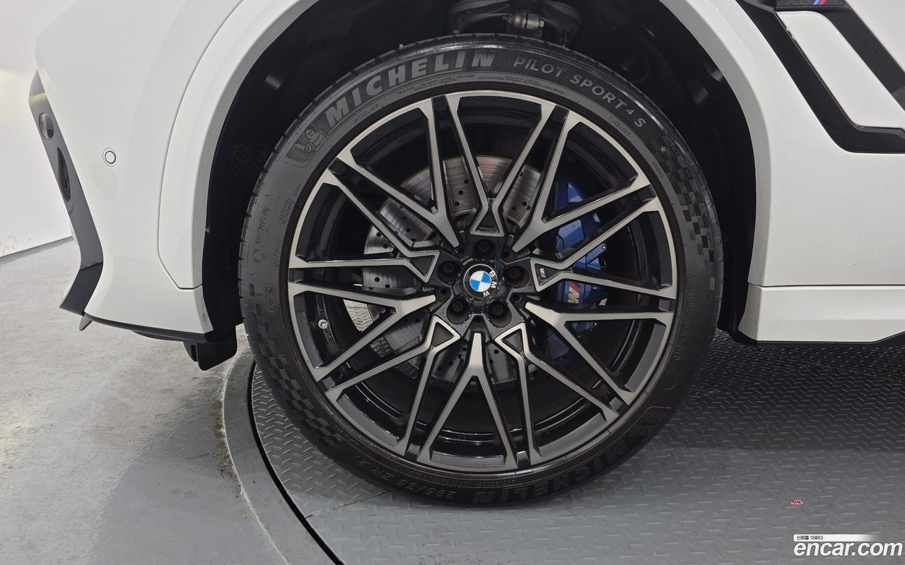 BMW X6 M 2022 — 2