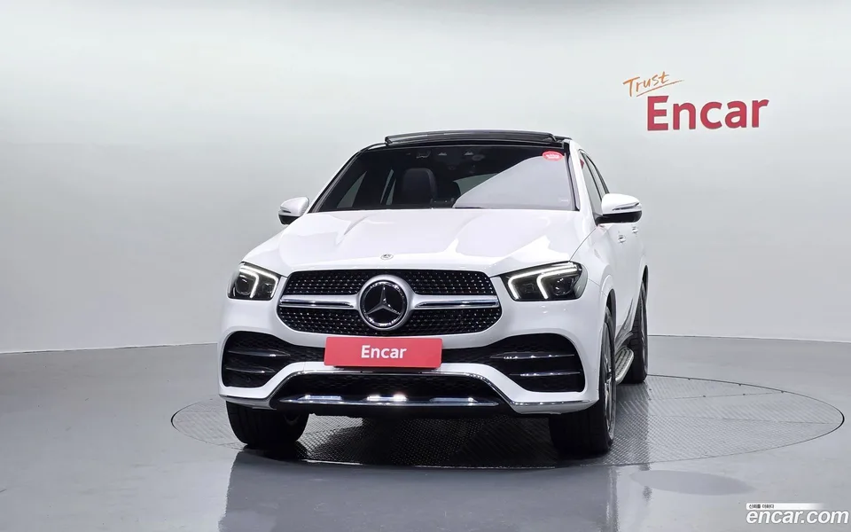 Mercedes-Benz GLE-Class GLE350e 4MATIC 2022 — миниатюра 3