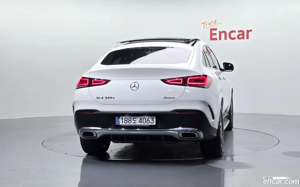 Mercedes-Benz GLE-Class GLE350e 4MATIC 2022 — миниатюра 4