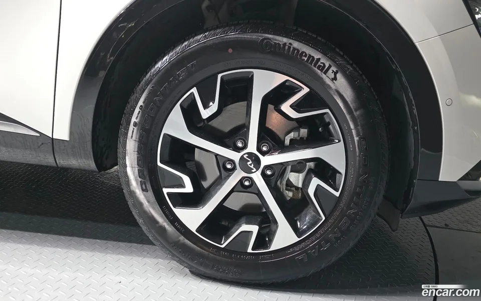 Kia Sportage Hybrid 2WD 2024 — миниатюра 5