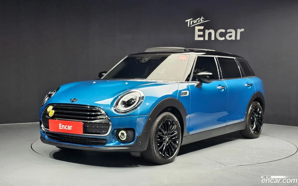 MINI Cooper Clubman 2022 — фото 1, купить с доставкой в Москву