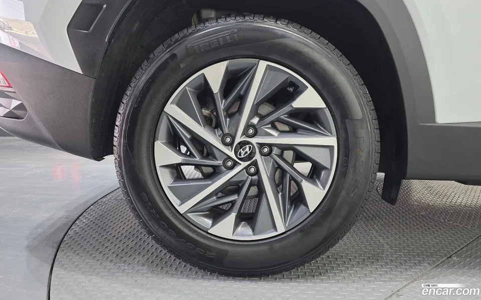 Hyundai Tucson Hybrid 2WD 2023 — миниатюра 2