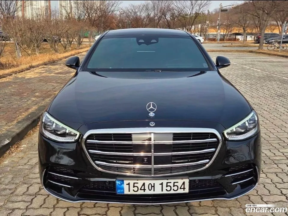 Mercedes-Benz S-Class S400 d 4MATIC 2023 — фото 1, купить с доставкой в Москву