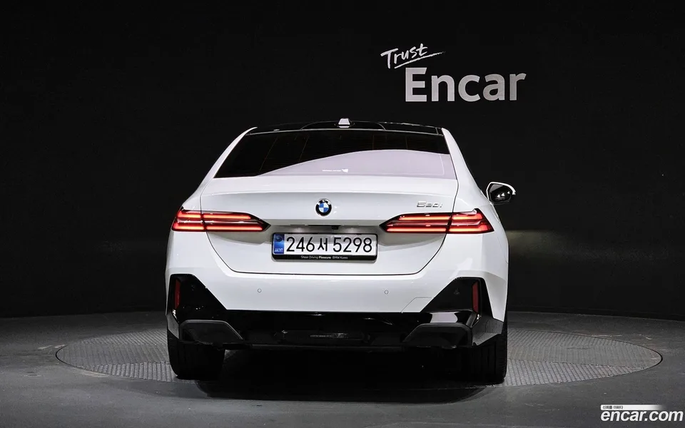 BMW 5 Series 520i M 2025 — миниатюра 4