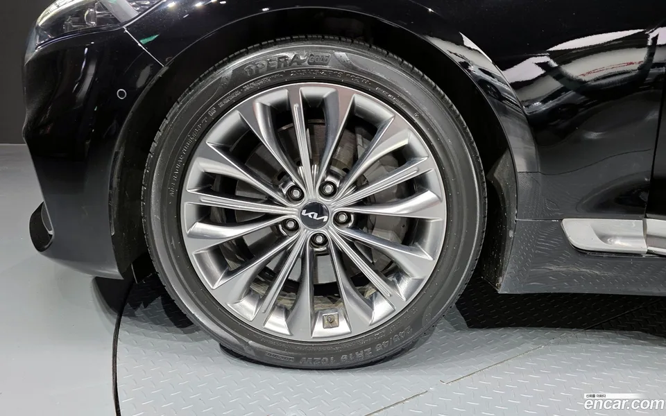 Kia K9 3.8 GDI AWD 2023 — миниатюра 2