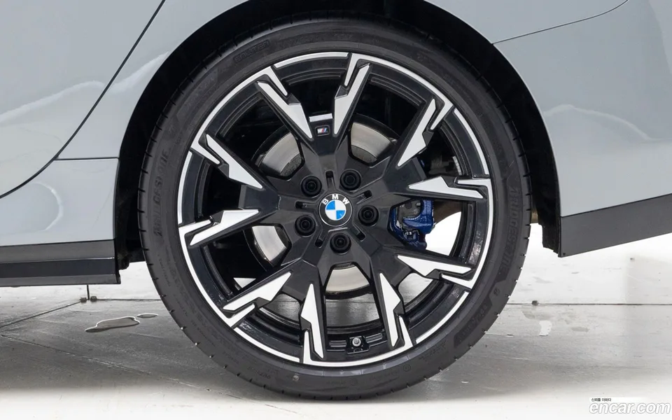BMW 2 Series Gran Coupe 228 xDrive M 2025 — миниатюра 2