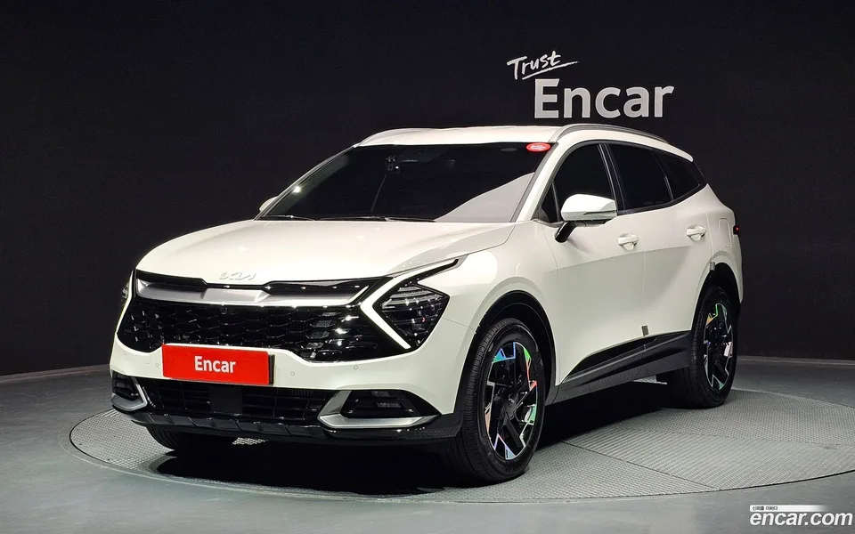 Kia Sportage 1.6 2WD 2024 — фото 1, купить с доставкой в Москву