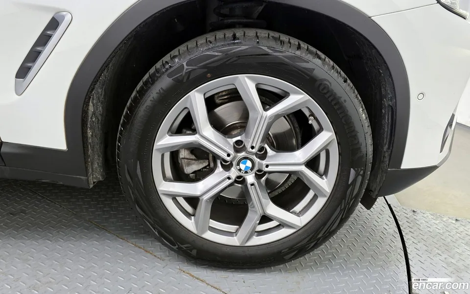BMW X4 xDrive20i xLine 2022 — миниатюра 2