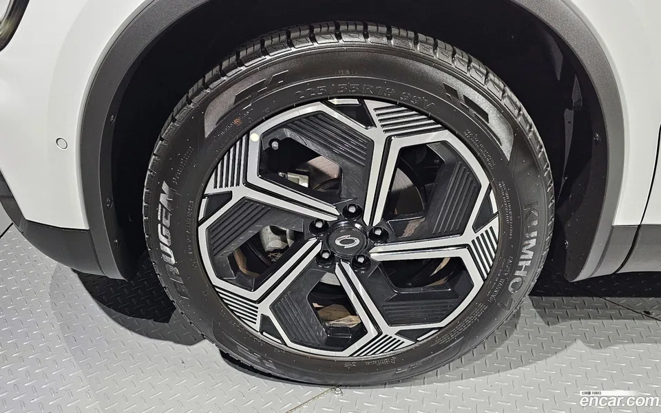 Renault Samsung QM6 2.0 GDe RE 2WD 2023 — миниатюра 2