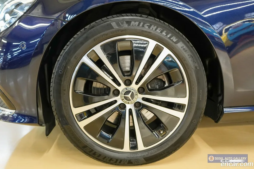 Mercedes-Benz E-Class E250 2022 — миниатюра 2