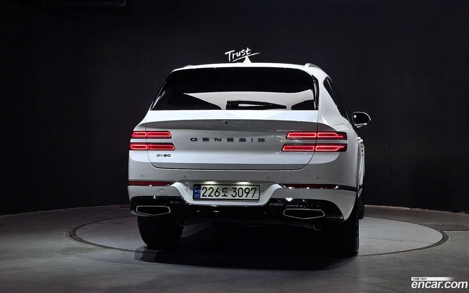 Genesis GV80 2.5T 2WD 2023 — миниатюра 4
