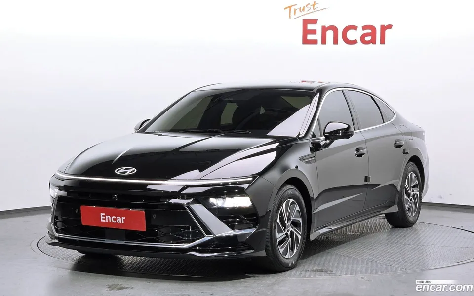 Hyundai Sonata The Edge Hybrid 2024 — фото 1, купить с доставкой в Москву