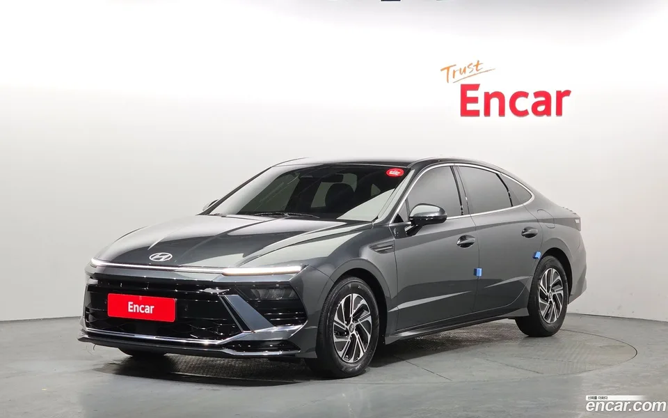 Hyundai Sonata The Edge Hybrid 2023 — фото 1, купить с доставкой в Москву