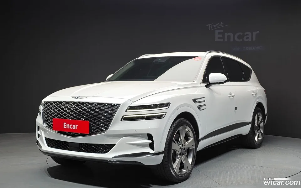 Genesis GV80 2.5T AWD 2023 — фото 1, купить с доставкой в Москву