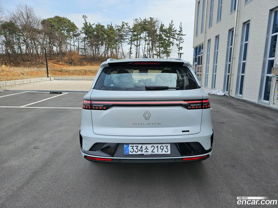 Renault Samsung Grand Koleos 1.5 E-TECH 2WD 2026 — миниатюра 5