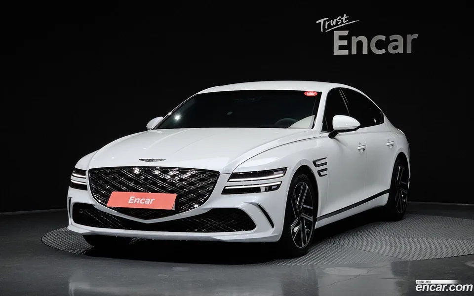 Genesis G80 2.5 AWD 2024 — фото 1, купить с доставкой в Москву