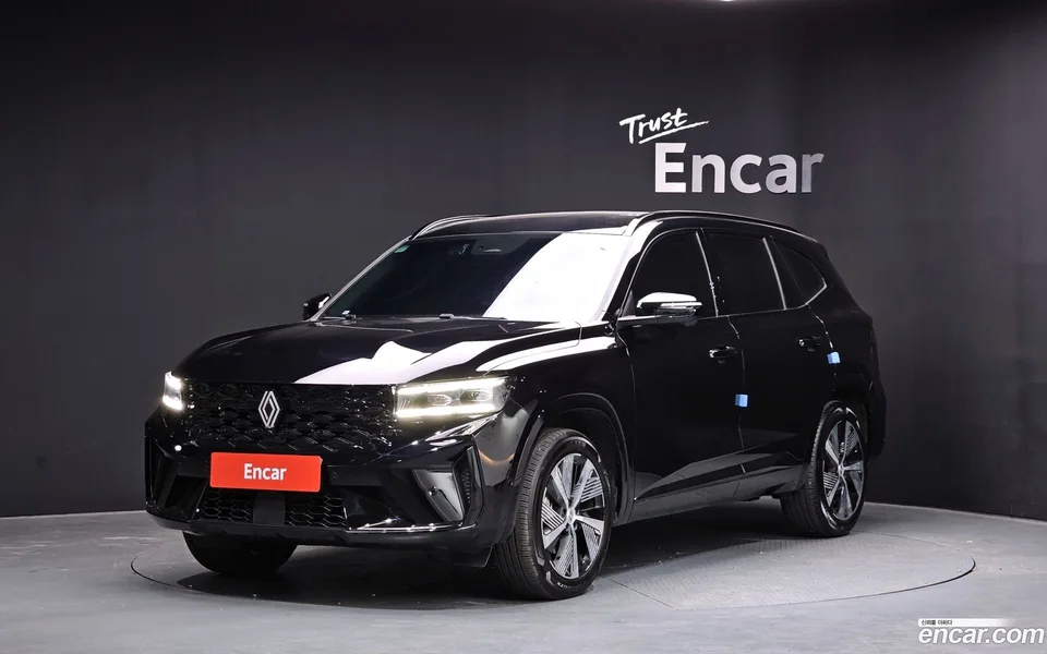Renault Samsung Grand Koleos 1.5 E-TECH 2WD 2025 — фото 1, купить с доставкой в Москву