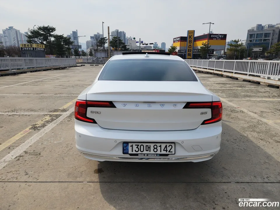 Volvo S90 B5 2022 — миниатюра 3