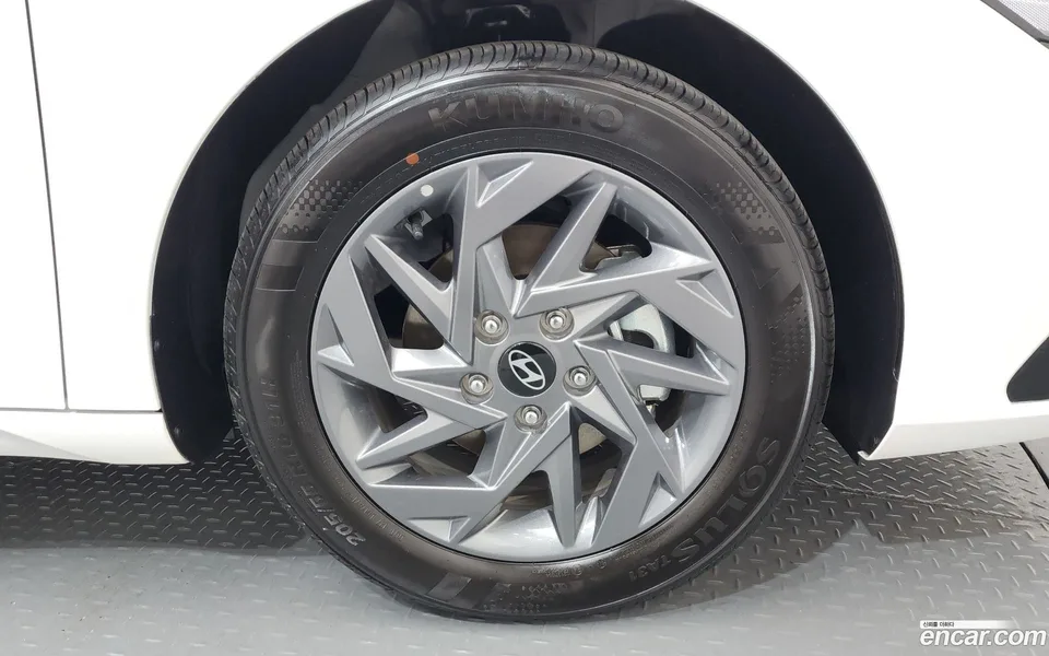 Hyundai Avante CN7 Hybrid 2025 — миниатюра 5