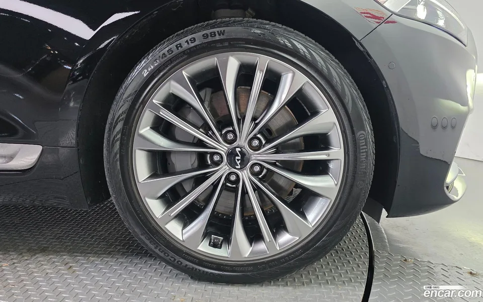 Kia K9 3.8 GDI AWD 2023 — миниатюра 5