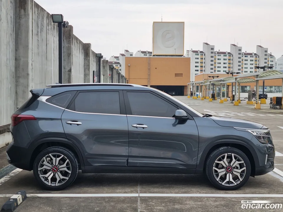 Kia Seltos 1.6 2WD 2022 — миниатюра 4