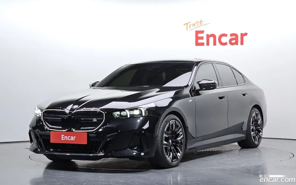 BMW i5 M60 xDrive 2024 — фото 1, купить с доставкой в Москву