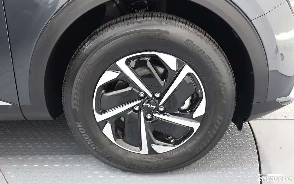 Kia Sportage Hybrid 2WD 2024 — миниатюра 2