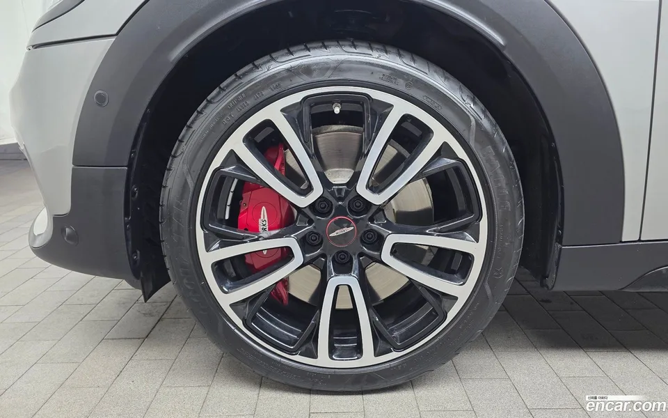 MINI Cooper S Countryman JCW 2023 — миниатюра 2