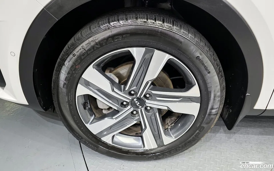 Kia Sorento HEV 1.6 2WD 2022 — миниатюра 5