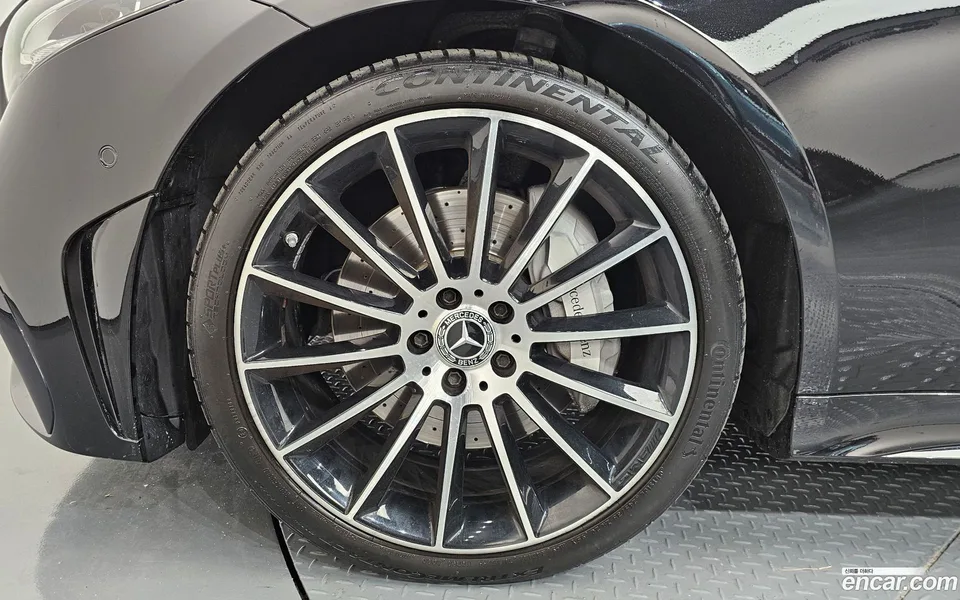 Mercedes-Benz CLS-Class CLS300d 4MATIC 2022 — миниатюра 5