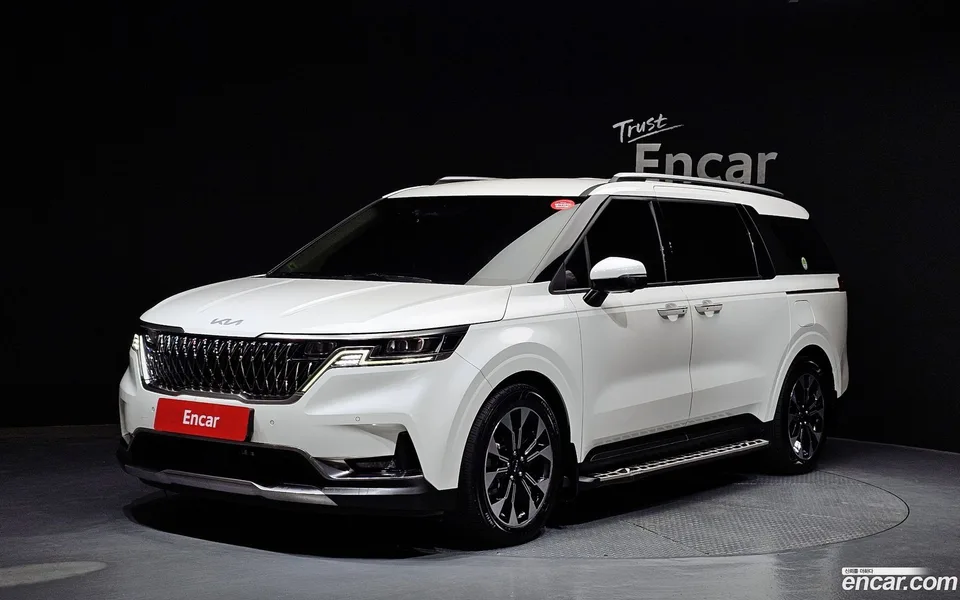 Kia Carnival 9 2022 — фото 1, купить с доставкой в Москву