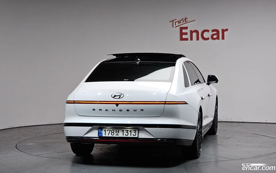 Hyundai Grandeur 2.5 2WD 2022 — миниатюра 4