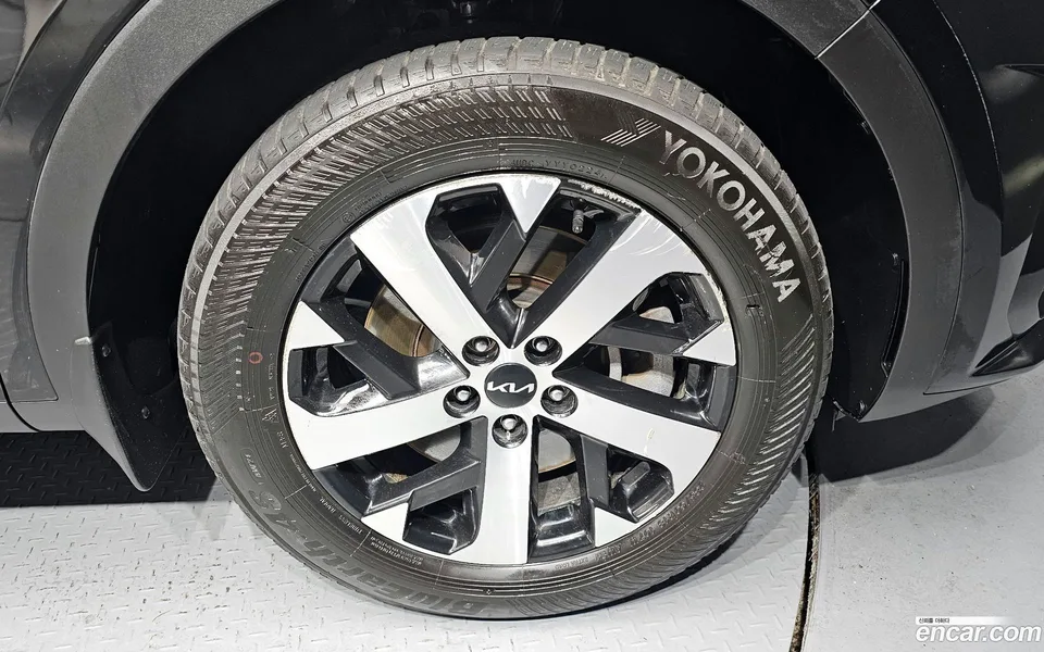 Kia Sorento 2.5T 2WD 2022 — миниатюра 2