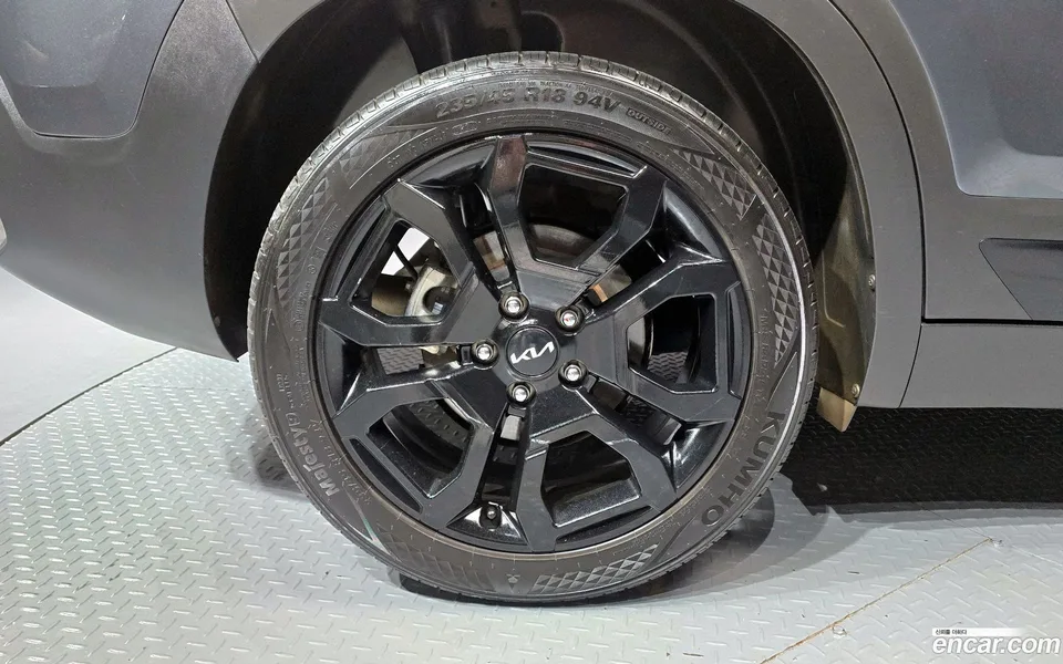 Kia Seltos 1.6 2WD 2023 — миниатюра 2