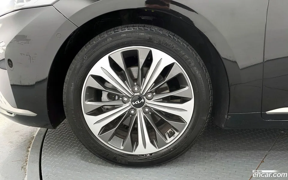 Kia K8 Hybrid 2022 — миниатюра 2