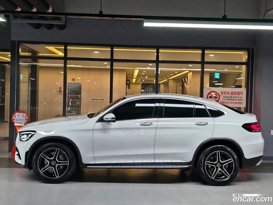 Mercedes-Benz GLC-Class GLC300 4MATIC 2023 — миниатюра 4