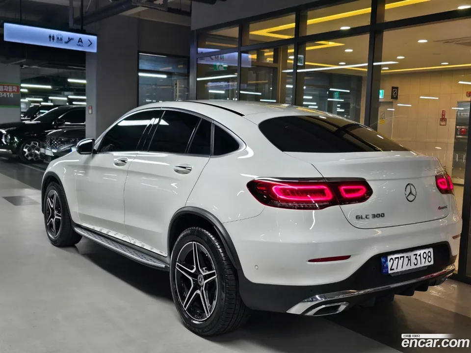 Mercedes-Benz GLC-Class GLC300 4MATIC 2023 — миниатюра 5