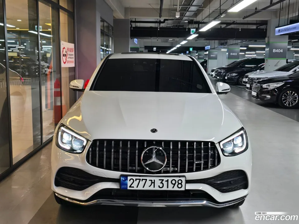Mercedes-Benz GLC-Class GLC300 4MATIC 2023 — фото 1, купить с доставкой в Москву