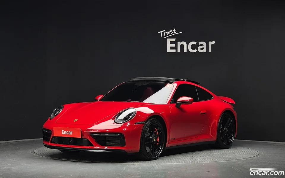Porsche 911 (992) GTS 2022 — фото 1, купить с доставкой в Москву