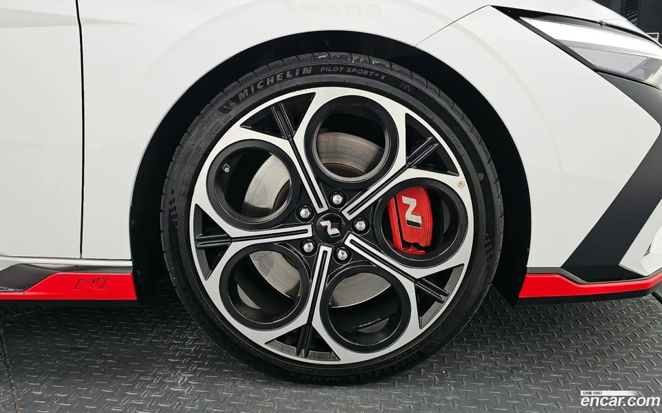 Hyundai Avante CN7 2.0 N 2025 — миниатюра 2