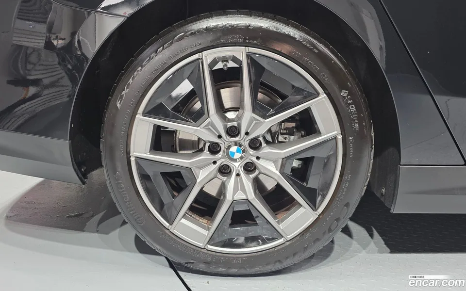 BMW 5 Series 530i xDrive 2023 — миниатюра 2