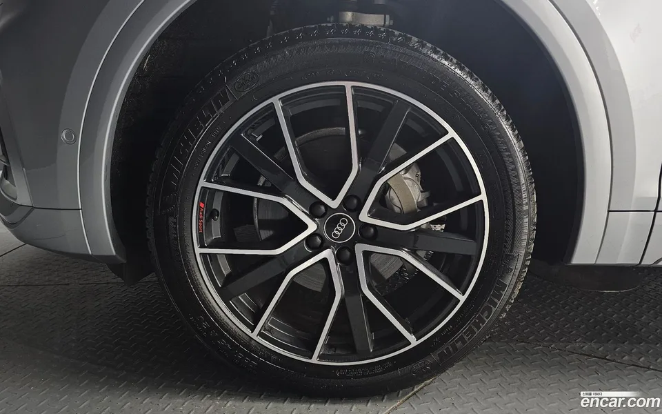 Audi Q5 40 TDI 2023 — миниатюра 2