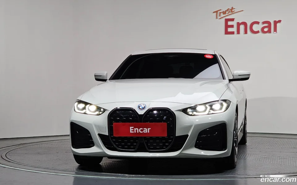 BMW i4 eDrive40 M 2022 — миниатюра 3