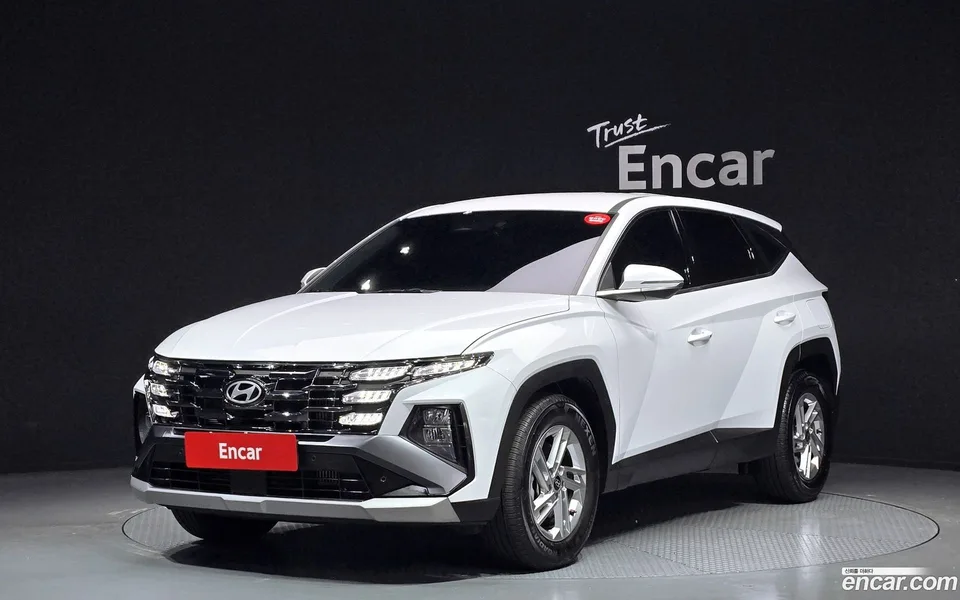 Hyundai Tucson NX4 1.6 2WD 2024 — фото 1, купить с доставкой в Москву
