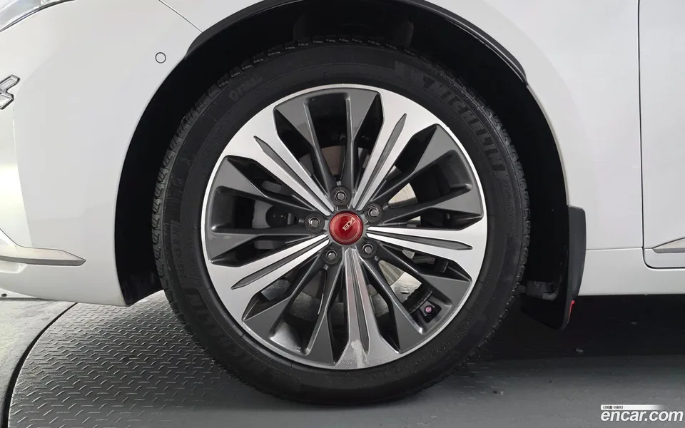 Kia K8 Hybrid 2023 — миниатюра 5