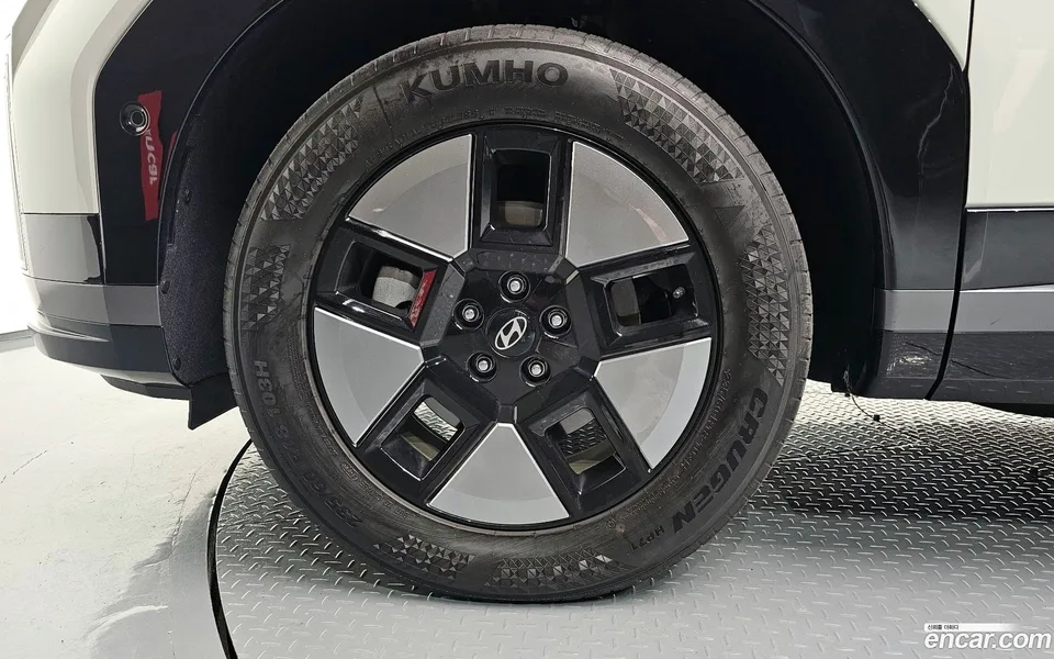 Hyundai SantaFe HEV 1.6 2WD 2023 — миниатюра 5
